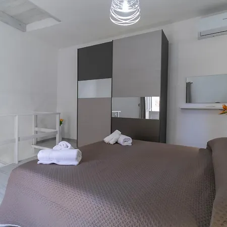 Zia Elisa Mare E Comfort -